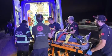 Kahta'da Otomobil Şarampole Devrildi: 2 Yaralı