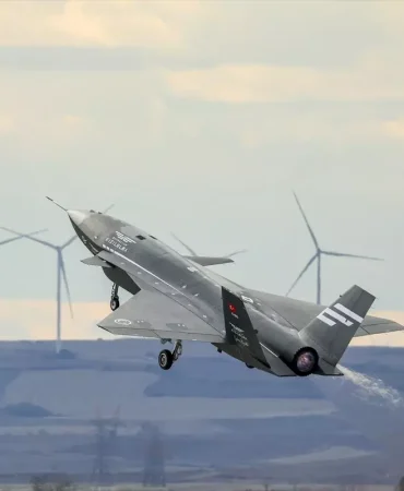 Bayraktar KIZILELMA İlk Atış Testini Başarıyla Tamamladı