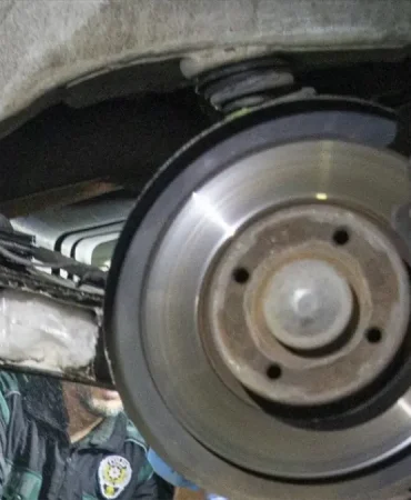 Bolu'da Otomobilde 7 Kilo Uyuşturucu Ele Geçirildi