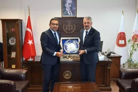 Vali Sezer'den İdare Mahkemesi Başkanı Ayna'ya Ziyaret