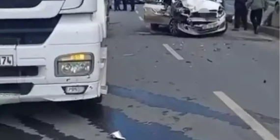 Arnavutköy'de Trafik Kazası: Anne Hayatını Kaybetti