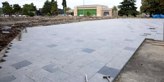 Samsun Valilik Meydanı'nda Düzenleme Çalışmaları