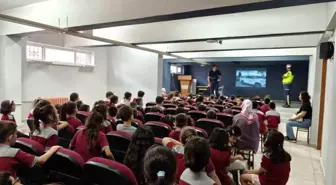 Buharkent'te Kariyer Günleri: Jandarma Teşkilatı Öğrencilere Tanıtıldı