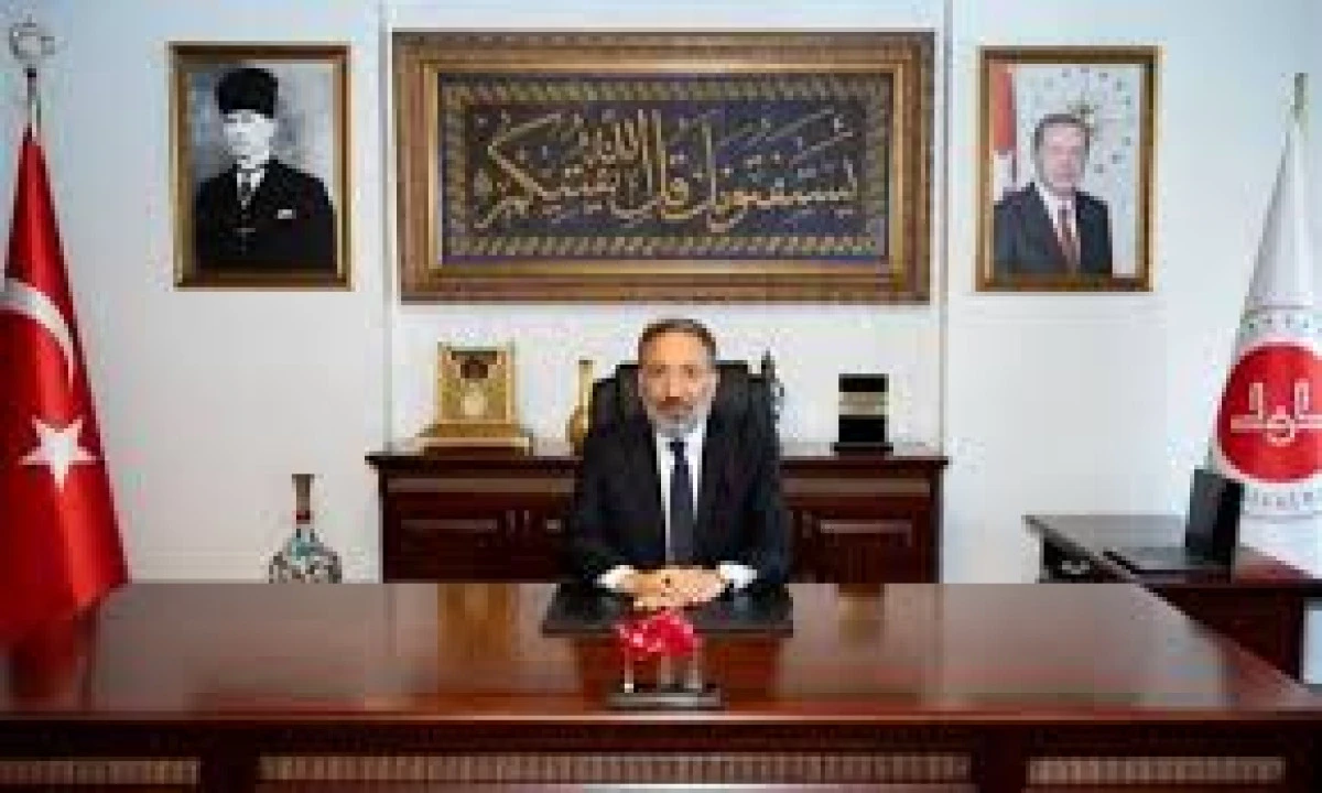 Diyanet yine görevini yerine getirdi!Yılbaşı hutbesi:İnancımıza ve kültürümüze sırt dönmeyelim!