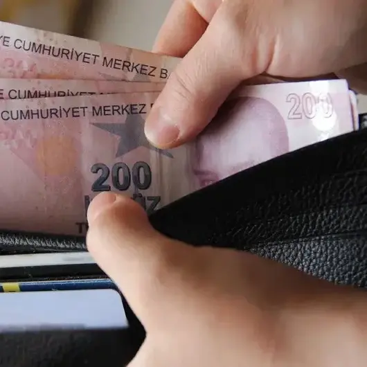 Memur, emekli Çalışanlara yapılacak zam şekilleniyor! Ocak 2026'da en net zam tahminleri