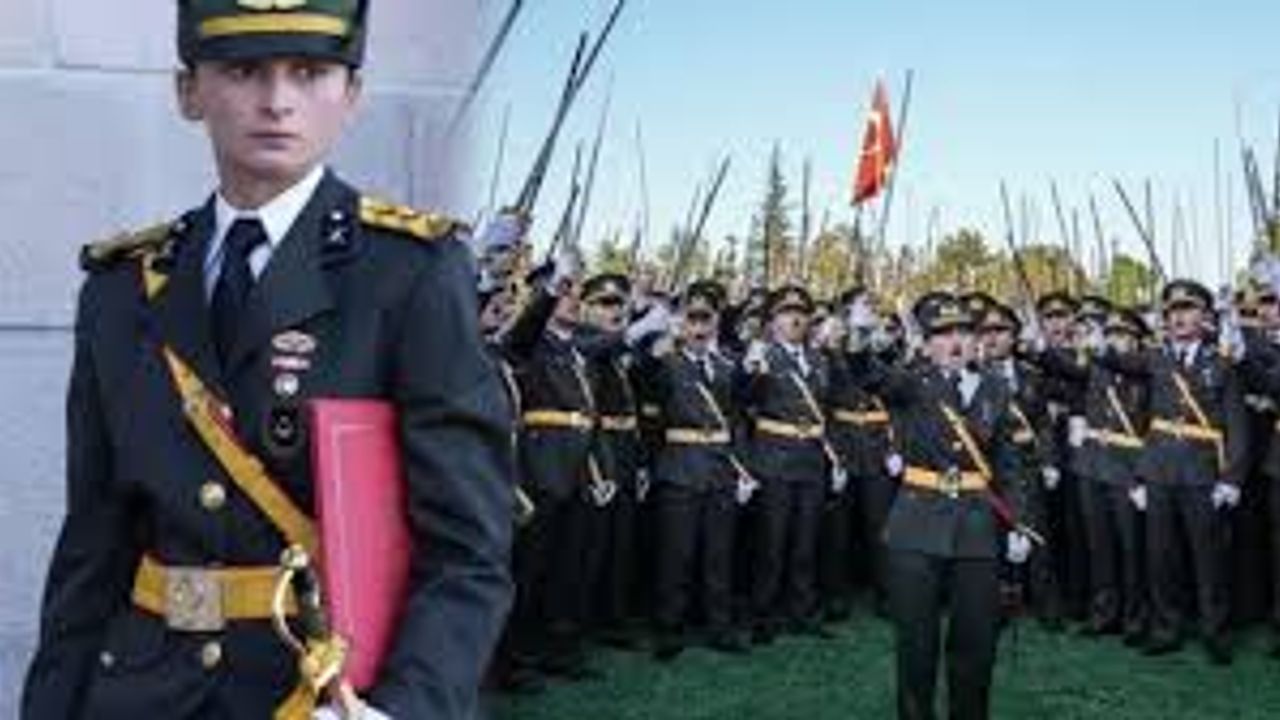Teğmenlerin törende kılıç çekmeleri davasına, yargı noktayı koydu