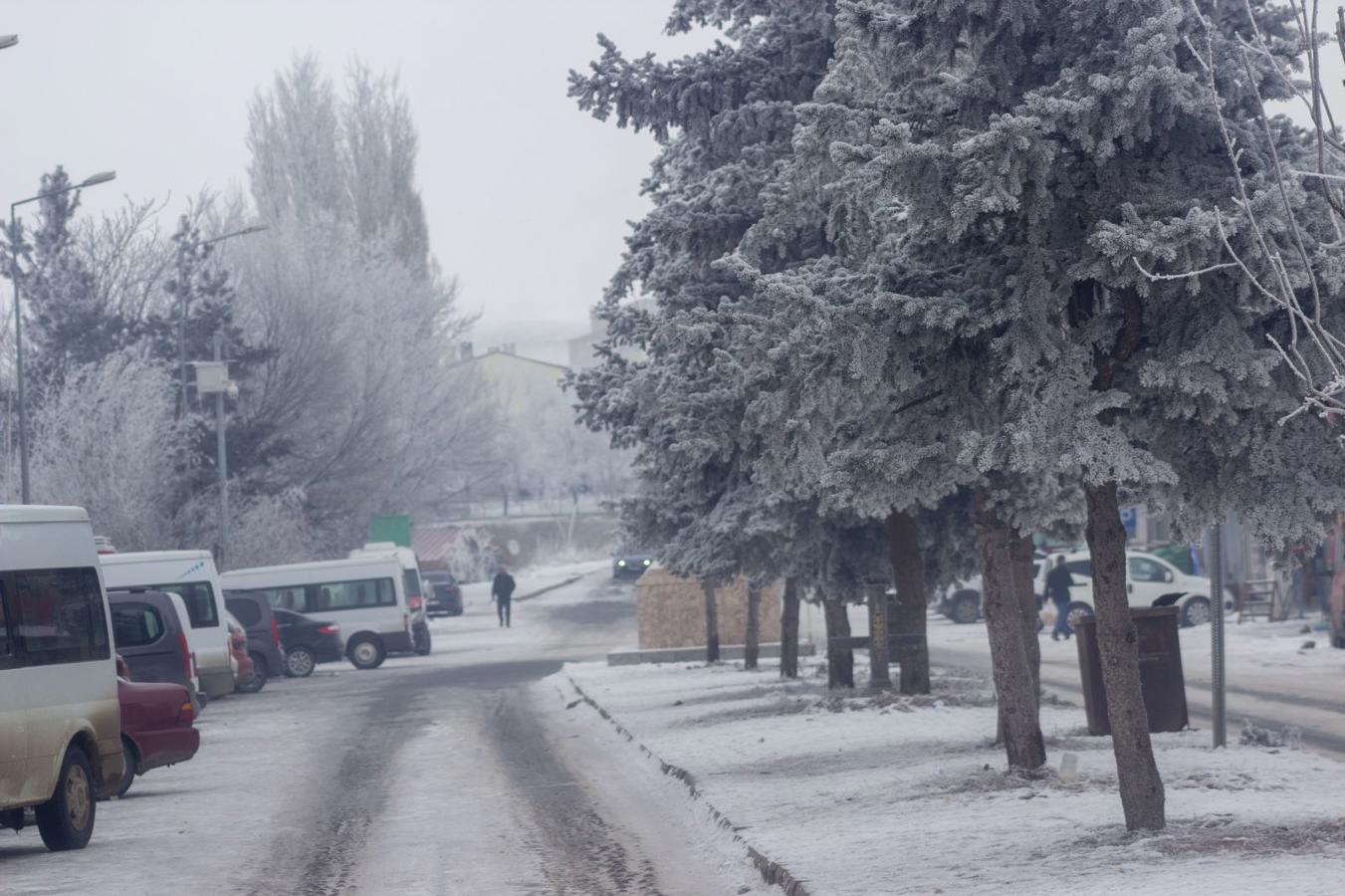 Türkiye'nin en soğuk  İlçesi! buzdan şehir adeta