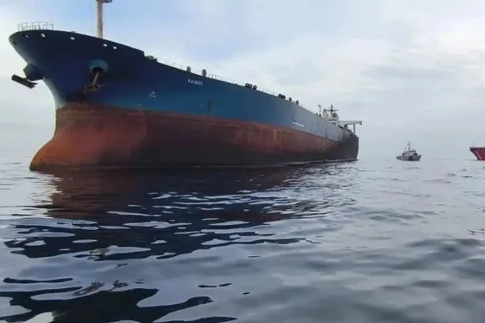 Karadeniz'de sular iyice ısınıyor! Yunanistan'a ait tankerler vuruldu