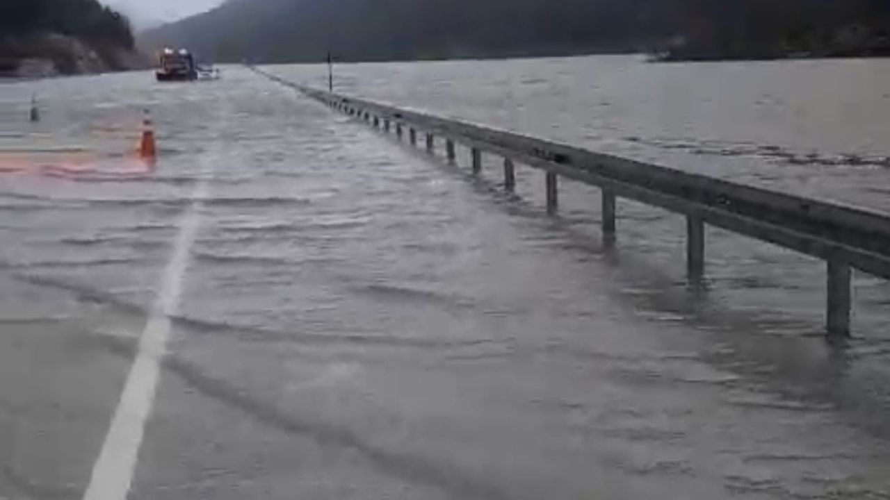 Antalya-Konya güzergahı yağışlara teslim