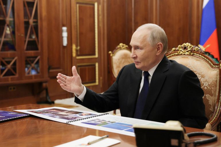 Putin uyardı:Birileri TürkAkım ve Mavi Akım doğalgaz boru hatlarını patlatmaya çalışıyor